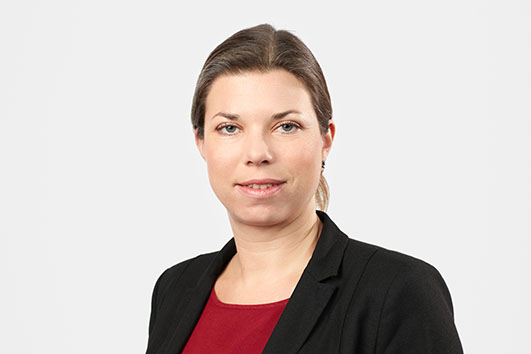 Eva-Maria Swetly   , Director, Prokuristin