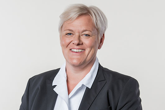 Anita Buchmesser, Senior Managerin