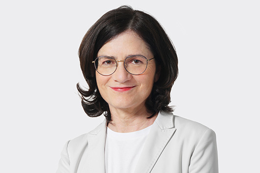 Elisabeth Spohn, Wirtschaftsprüferin, Steuerberaterin <br/> Partnerin