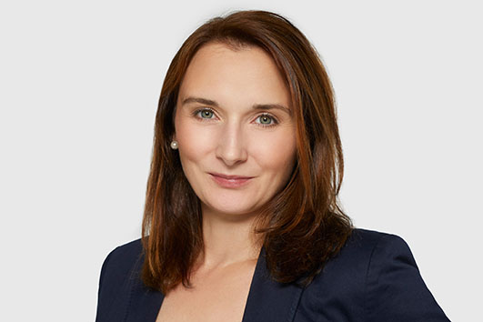 Carina Fuchs, Managerin Corporate Communications